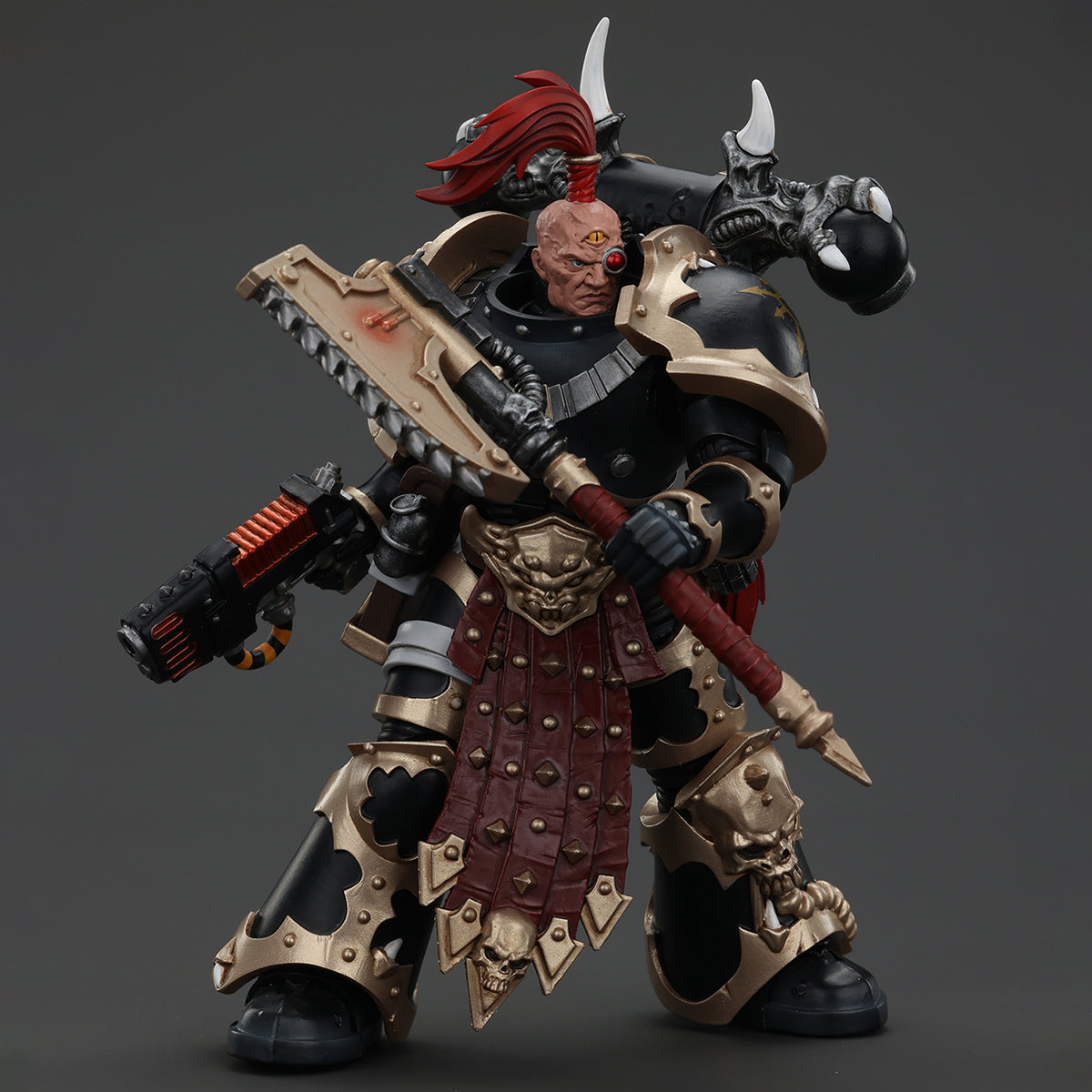 JOYTOY Warhammer 40,000 Chaos Space Marines Black Legion Chosen with Plasma Pistol and Power Axe Action Figures