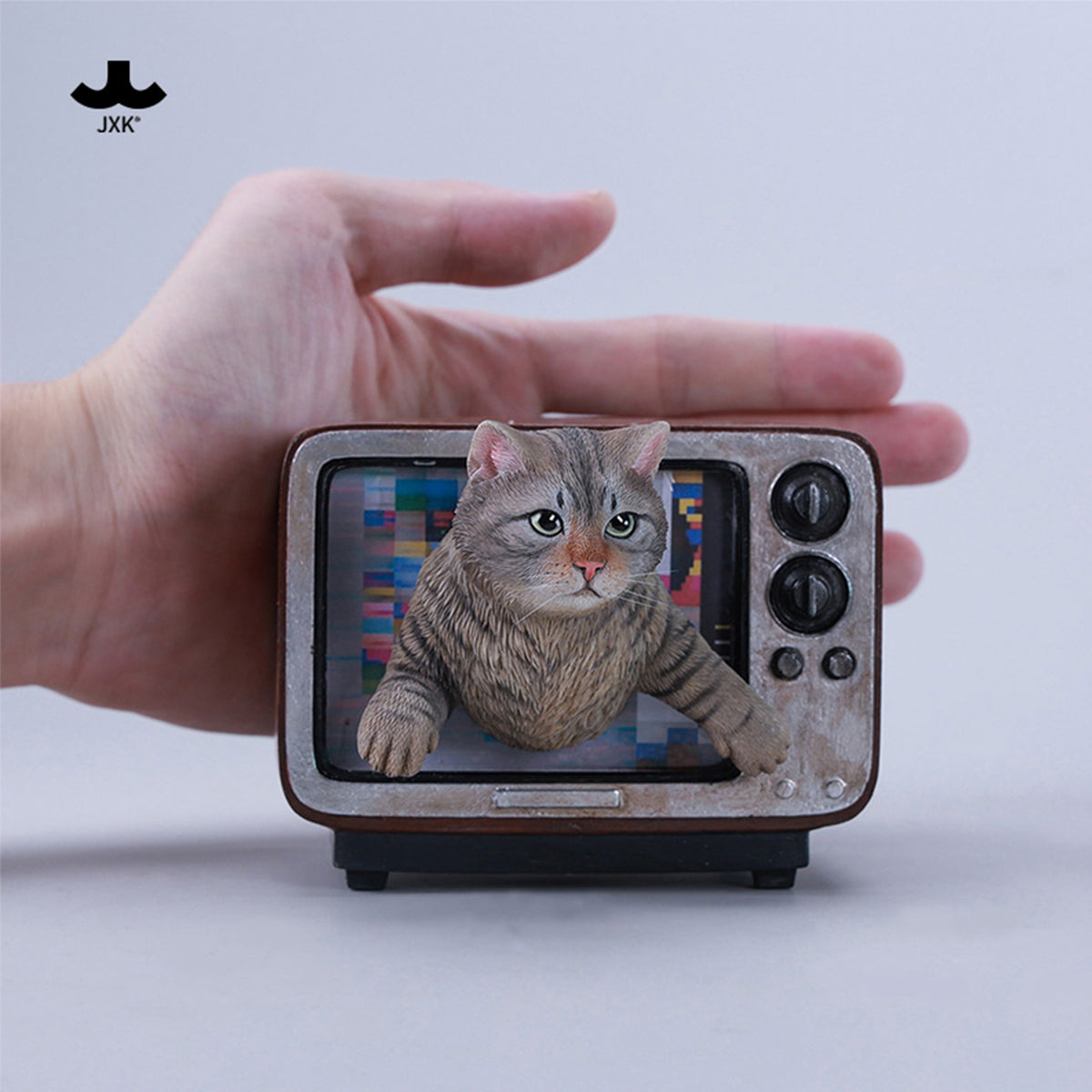 JXK Channel Cat Static Expertly Hand-Painted Lifelike Animal Figurine