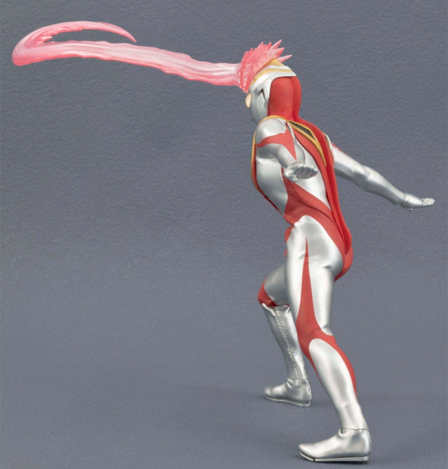 Figura de acción Ultraman Gaia de la serie Alphamax Plain Clothes