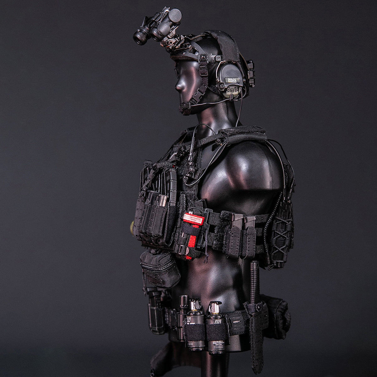 DAMTOYS Extreme Battlefield Military Contractor Horned Viper Ragnarsson Action Figures