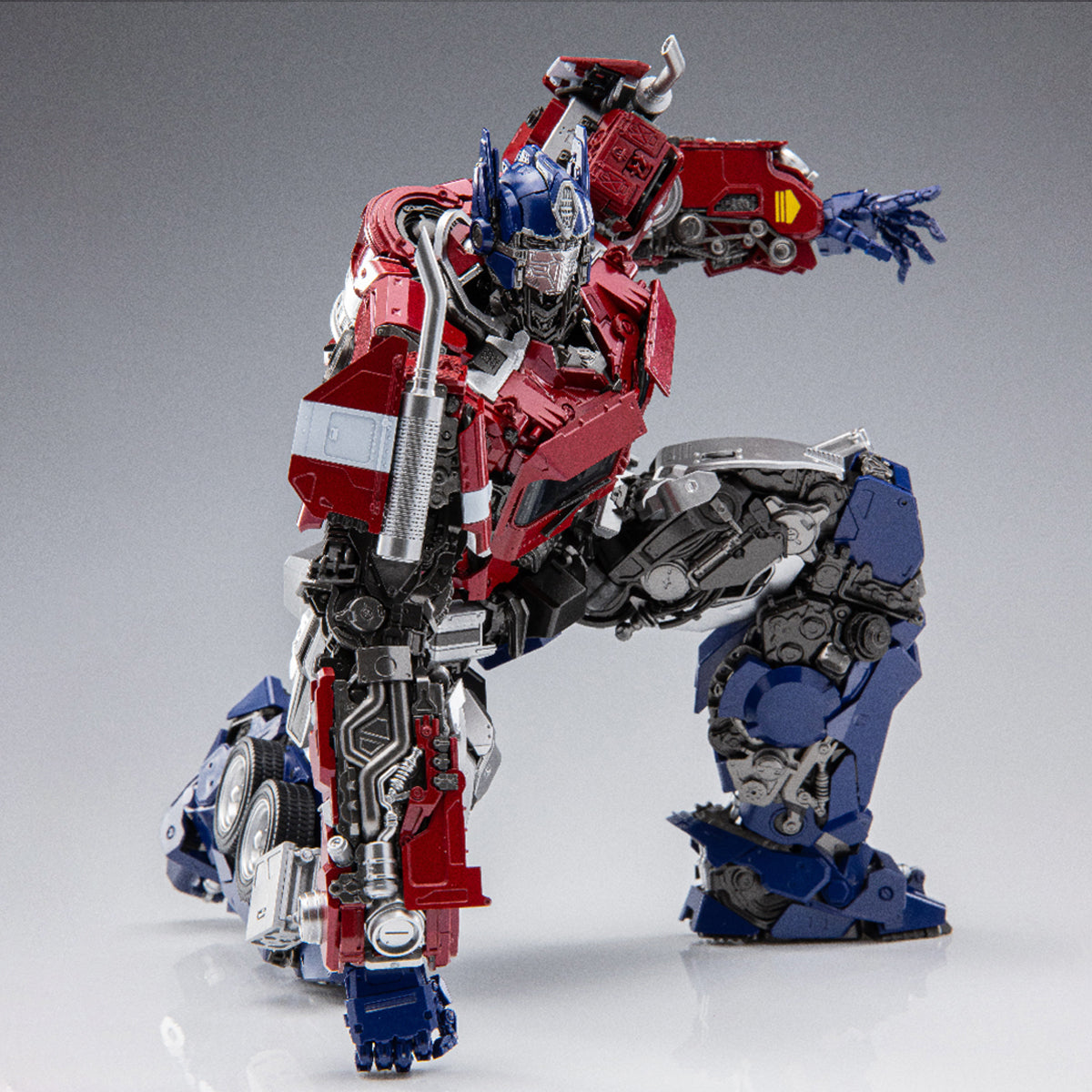 Yolopark Transformers: Bumblebee - Earth Mode Optimus Prime PMK Class Model Kit