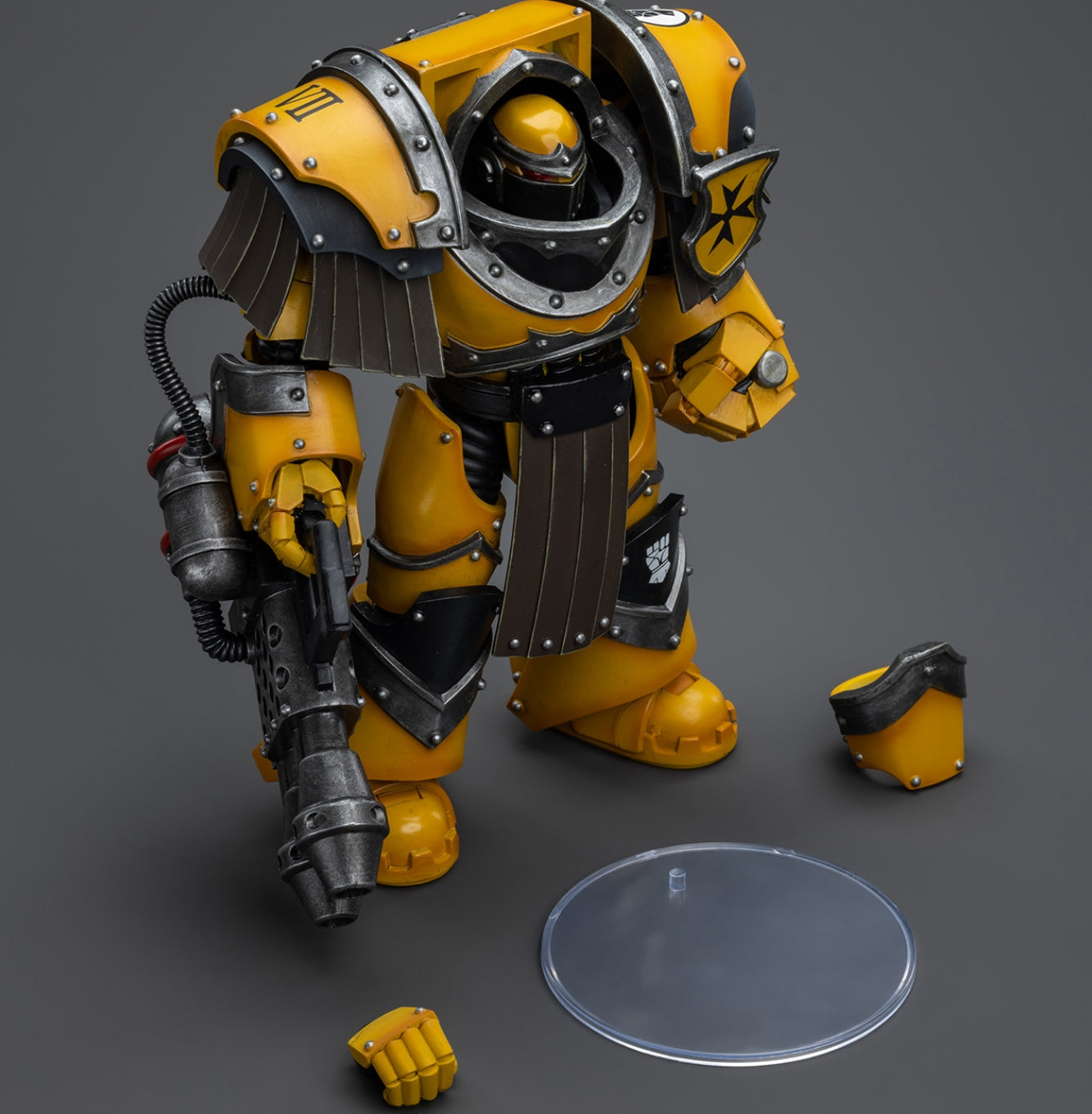 Figurine de collection JoyToy Warhammer The Horus Heresy : Imperial Fists Legion Cataphractii Terminator Squad Legion Cataphractii avec lance-flammes lourd, échelle 1:18, JT9381