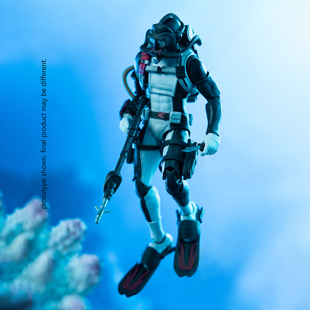 SET-HIYA-EMG0369_US