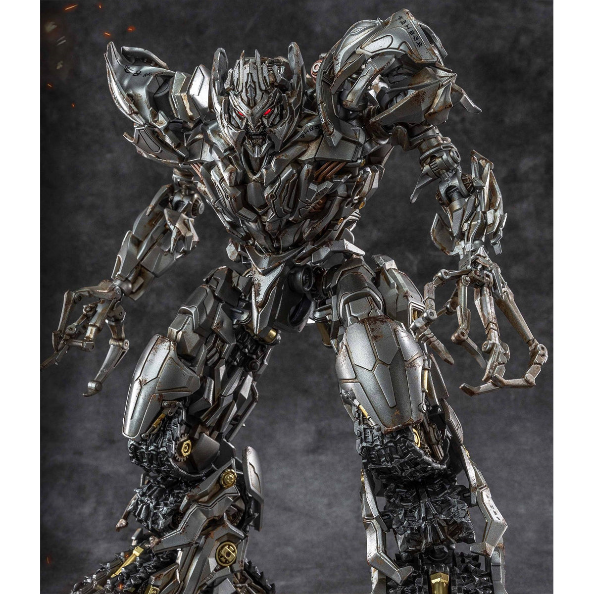 Yolopark トランスフォーマー　メガトロン　AMK PRO 可動フィギュア Transformers G1 Megatron Action Figure - Diecast, LED, Weapons