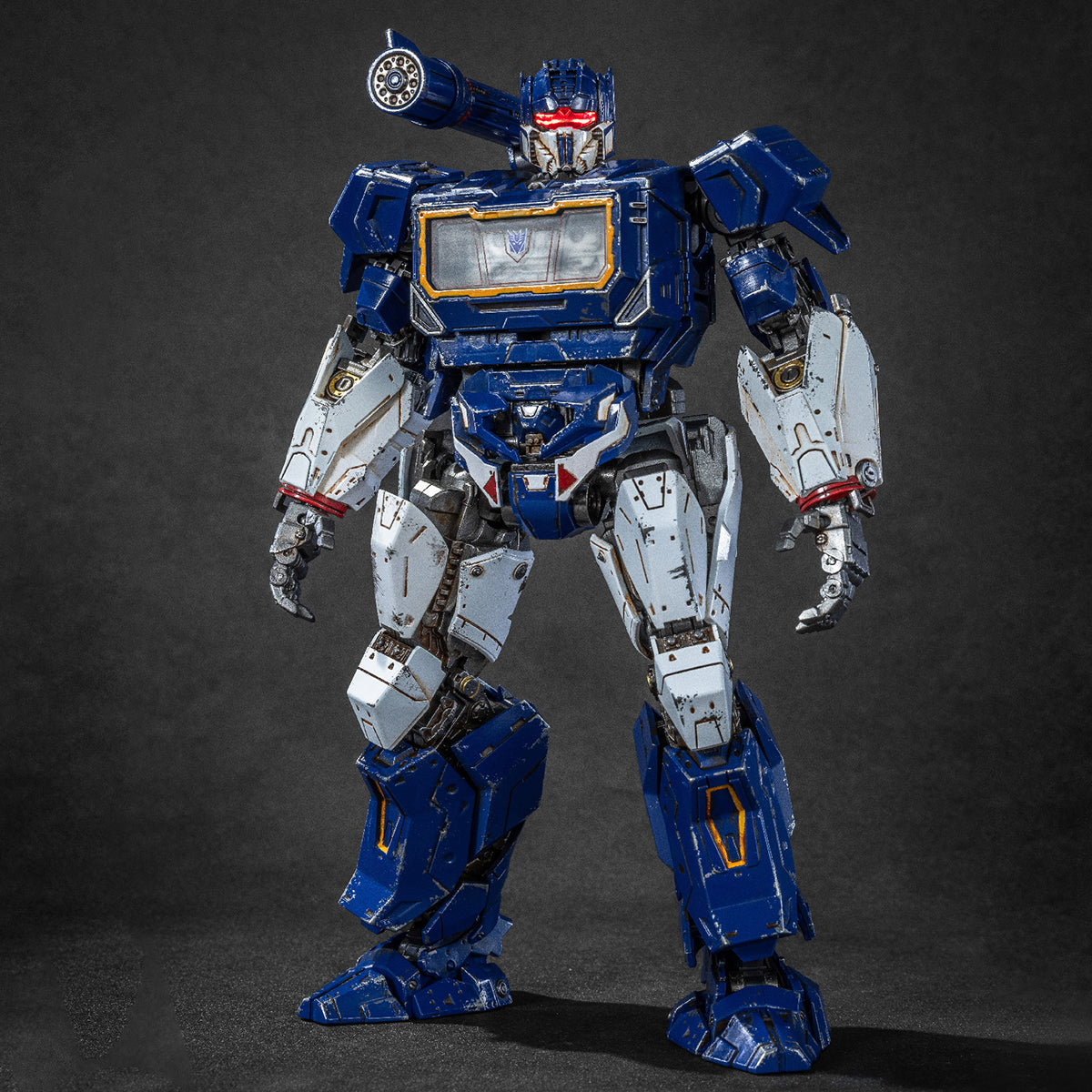Yolopark AMKPRO Series Transformers Bumblebee: Decepticon Lieutenant Soundwave Model Kits