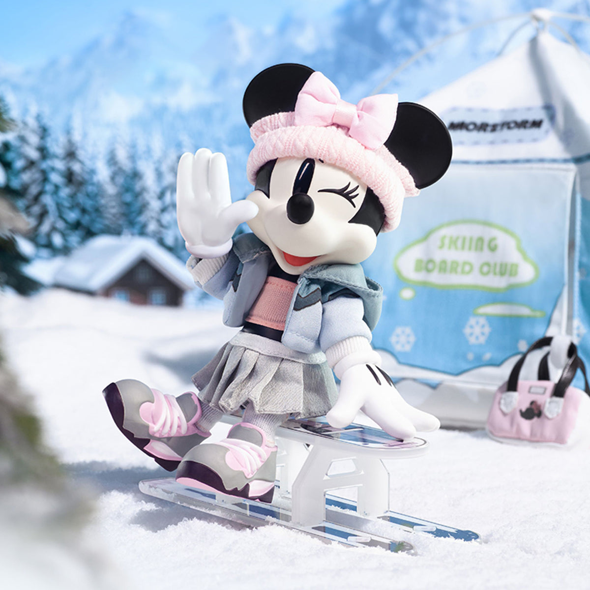 MORSTORM Disney Snow Board Club: Captain Mickey/Minnie Student/Coach Donald Duck/Daisy Student/Goofy Player Art Figurine