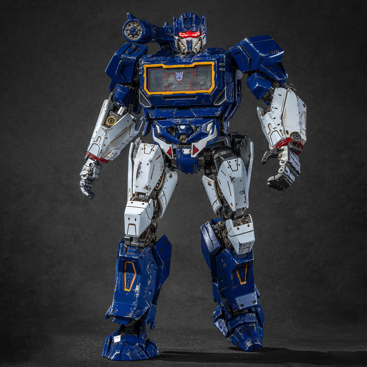 Yolopark AMKPRO Series Transformers Bumblebee: Decepticon Lieutenant Soundwave Model Kits