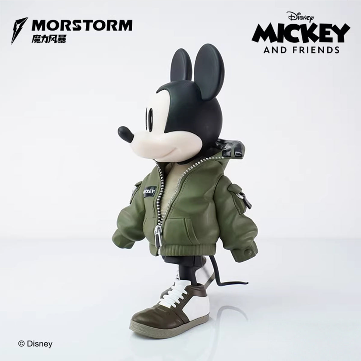 MORSTORM Coat Mickey + Cowboy Outfit Minnie + Sweatshirt Minnie + Sweatshirt Mickey Art Figurine