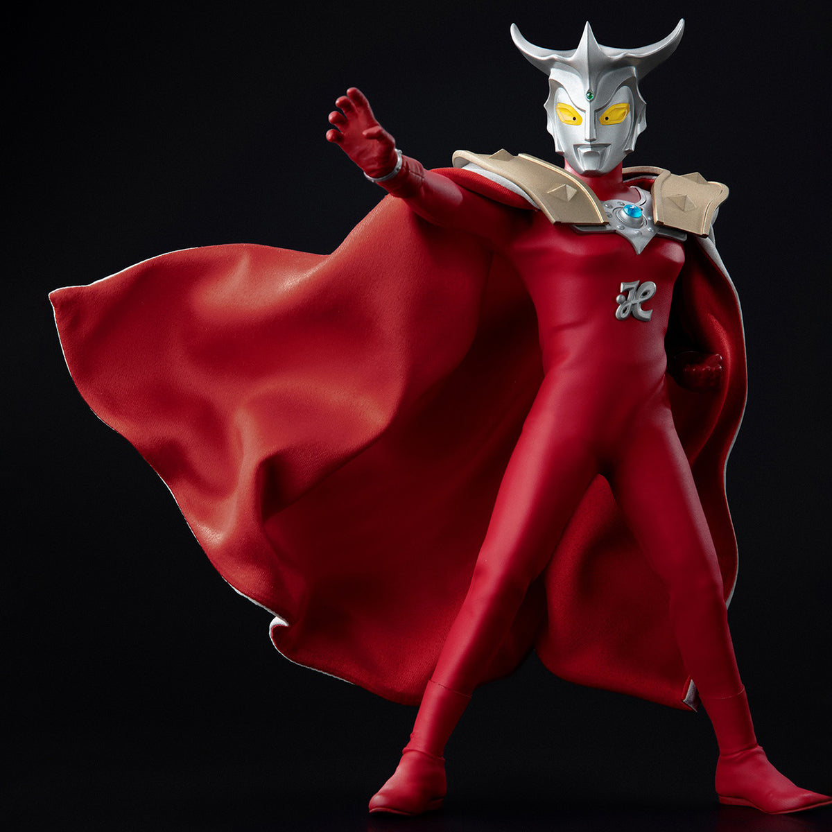 POPONE TOYS Ultraman Leo Cloth Jointed Action Figures