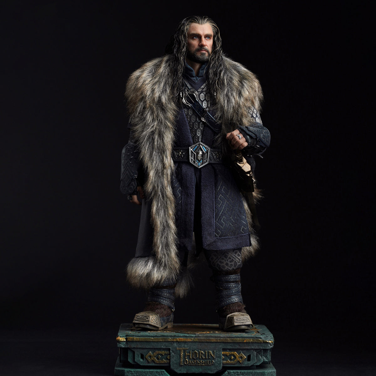 INART An Unexpected Journey - Thorin Oakenshield Action Figures