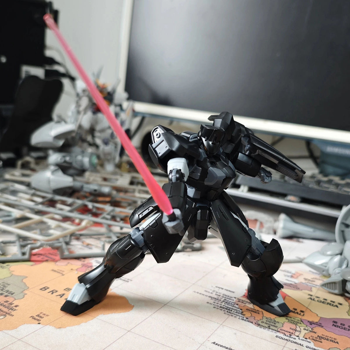 Sheik Mainland Hyper Trooper Knight Zabul 1/144 Scale Model Kit