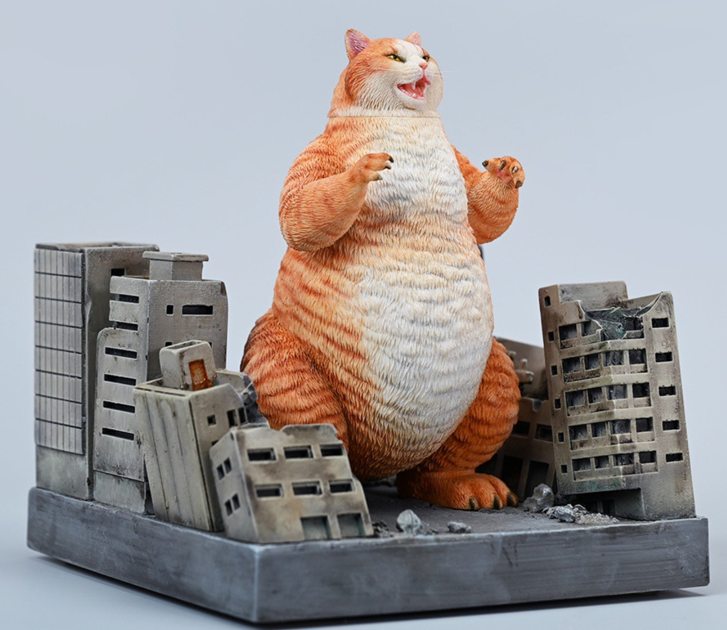 JXK JXK226c Meowzilla Base Expertly Hand-Painted Lifelike Animal Figurine