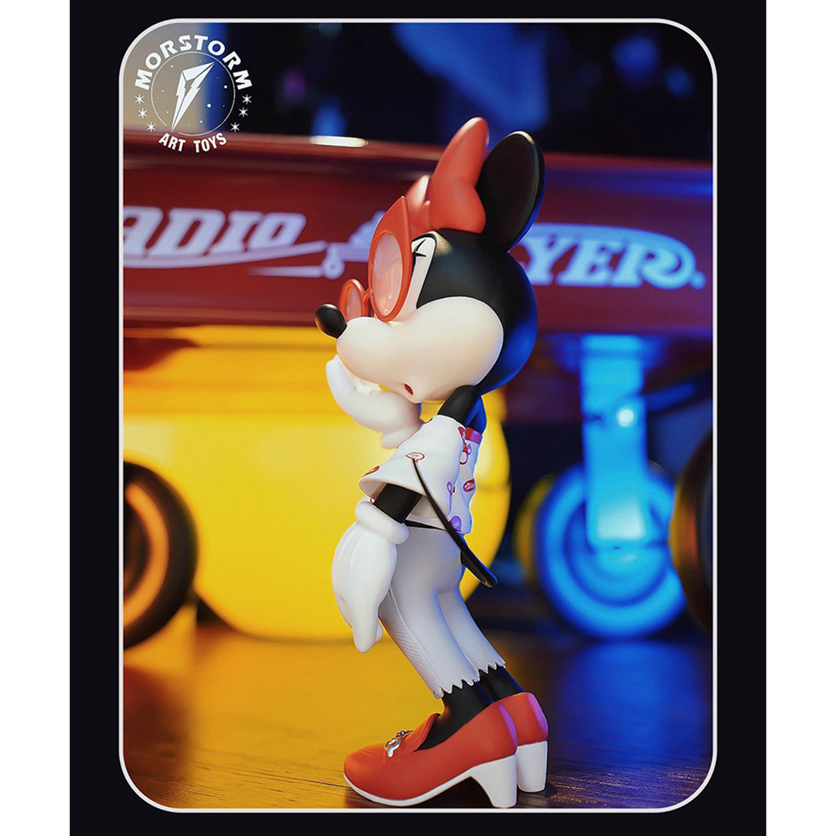 MORSTORM Cheongsam Minnie Pink Sunglasses Minnie Art Figurine