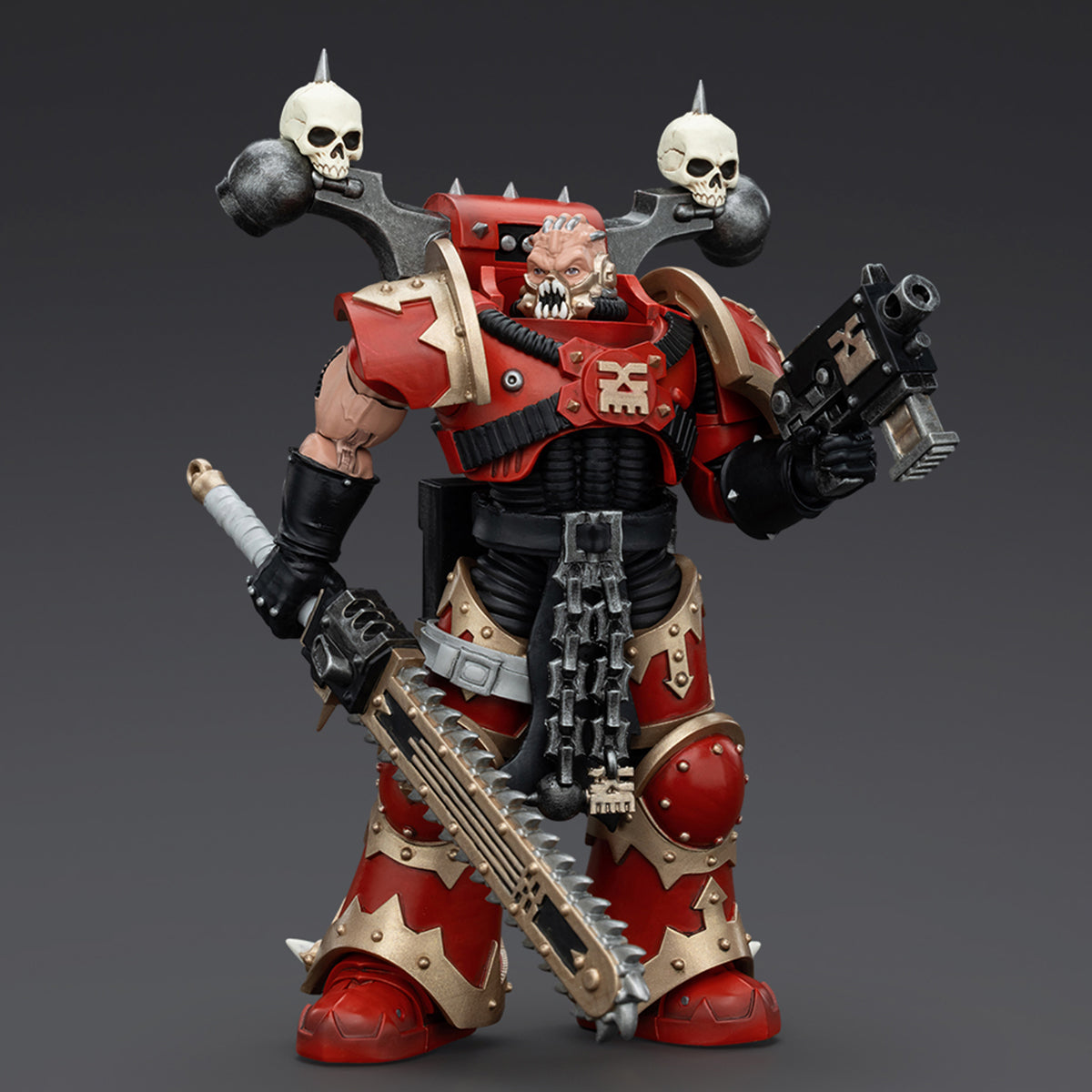 Figurine articulée Khorne Berzerker avec épée tronçonneuse Eviscerator de JOYTOY Warhammer 40K World Eaters
