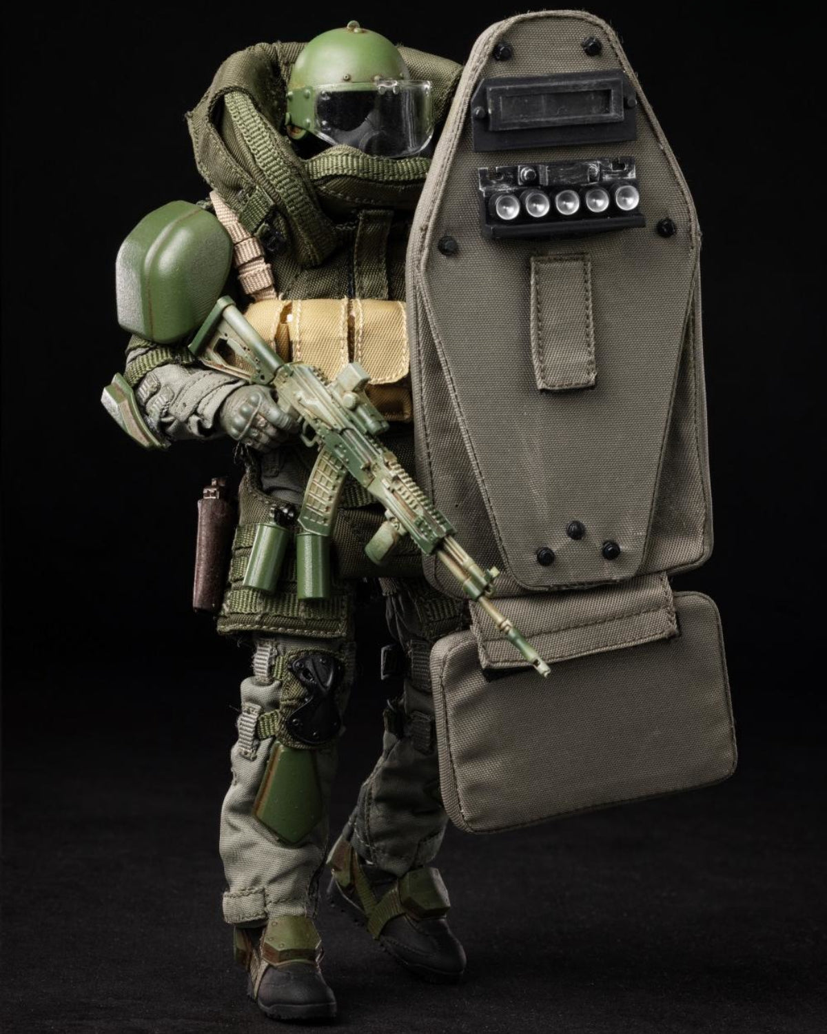 (Only Shipped to the US) HASUKI Collectible Figure Full Set: Shield Soldier, Video Game, Military Style, Seamless Design, 1:12 Scale Miniature Action Figurine SA02