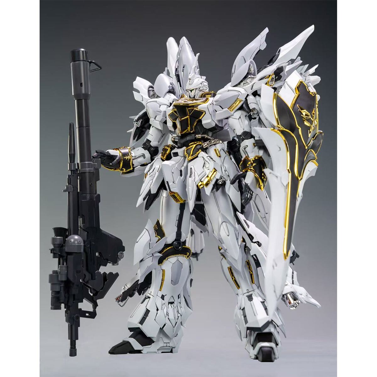 Comet Technology White Triple Speed Sinanju Full Frame 1/100 Scale Model Kit