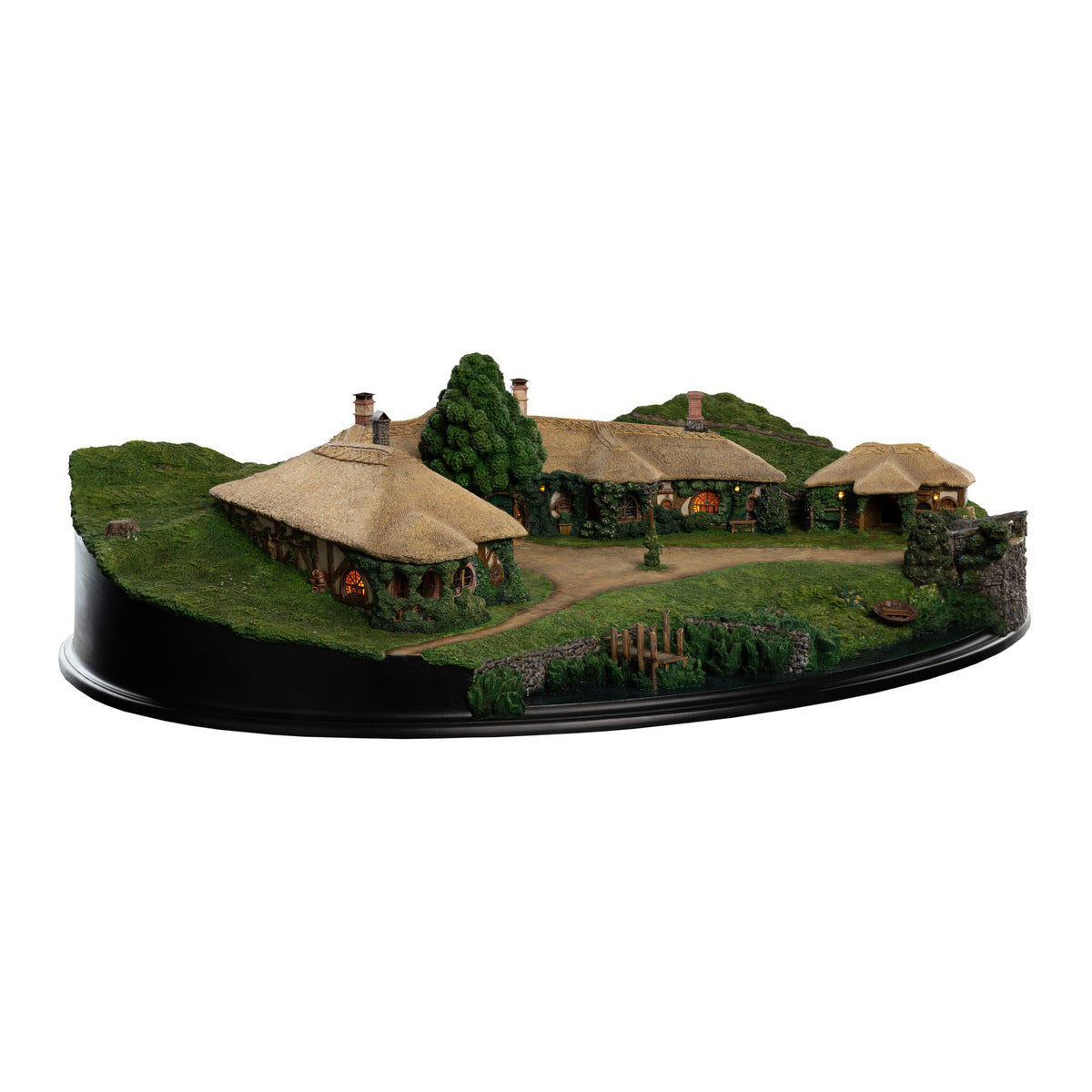 WETA Workshop The Lord of the Rings Trilogy Environment The Green Dragon Inn Art Figurine