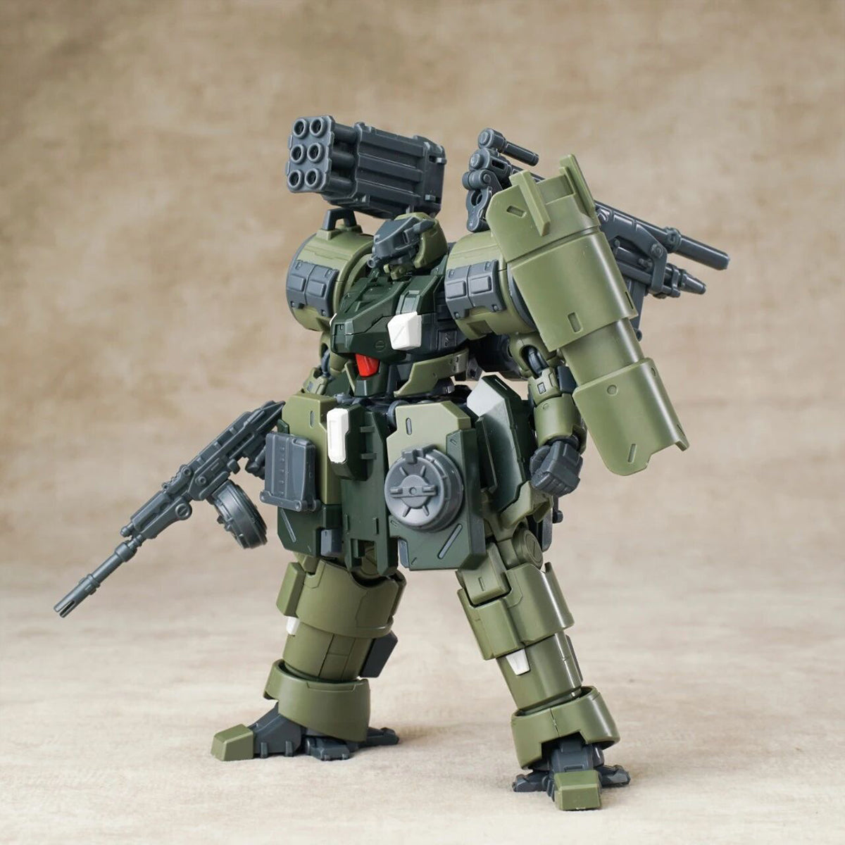 Sheik Mainland Super Cavalry Artillery-Type Zarov (Green) 1/144 Scale Assembly Model Kits
