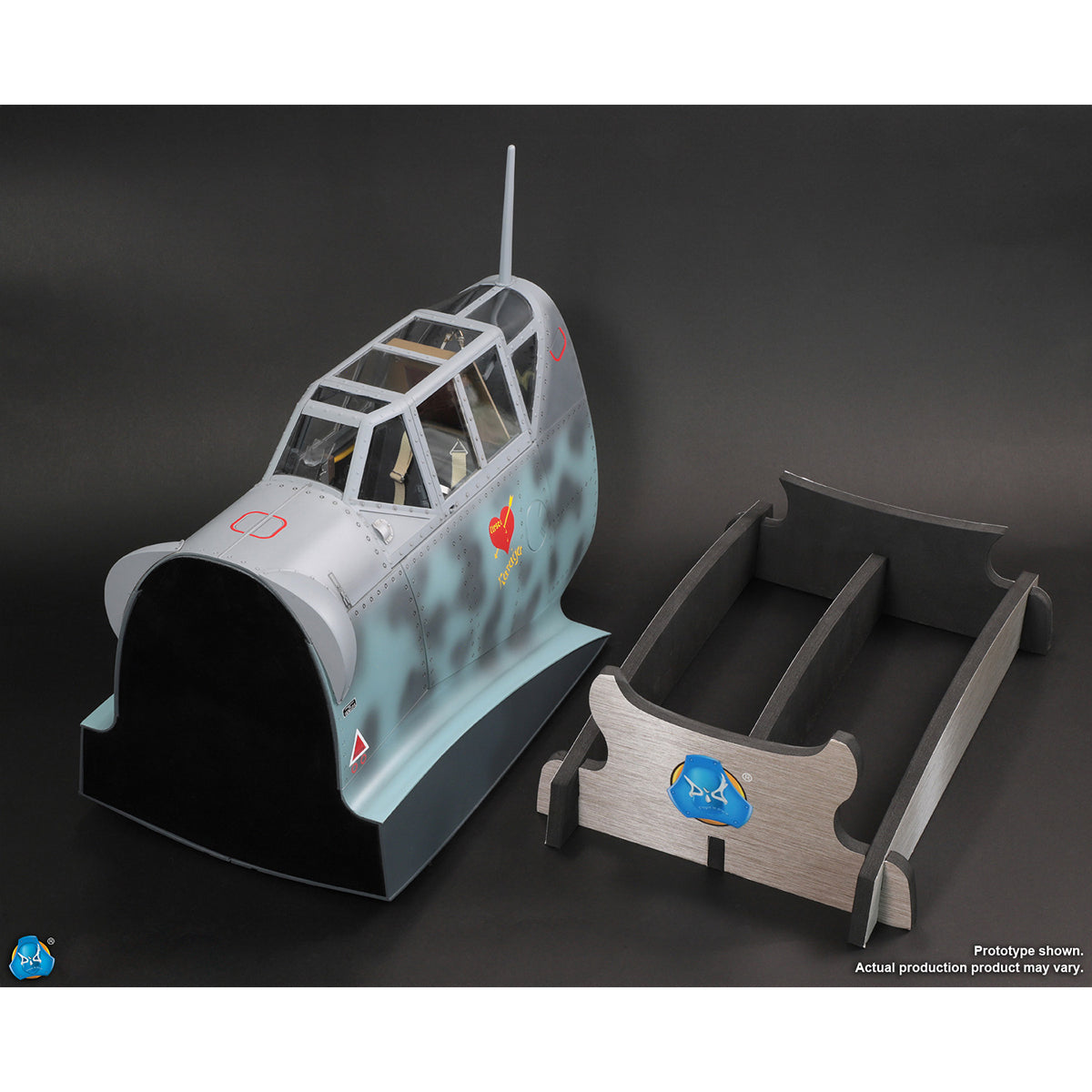 DID D80190 WWII Luftwaffe Ace Pilot Erich Hartmann with Fighter Cockpit Scene 1/6 Scale Action Figure