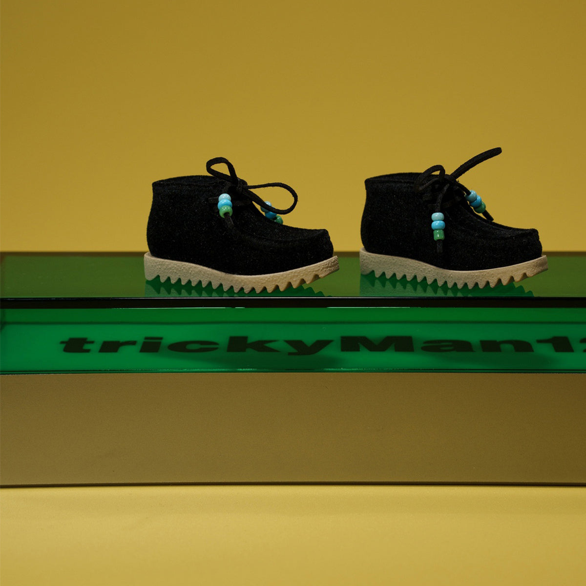 TrickyMan12 Manhunt Female Doll with Kangaroo Shoes 202513 Doll Accessory 1/6 Scale Fit Action Figure