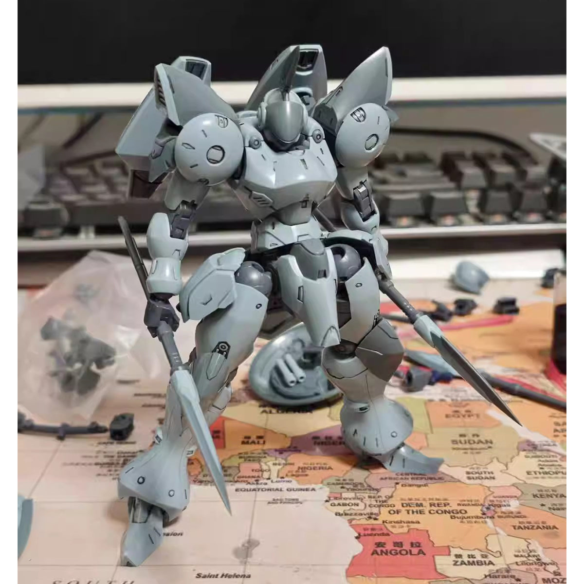 Sheik Mainland Super Cavalry Aktarn (Dual Head Sculpts) 1/144 Scale Assembly Model Kits