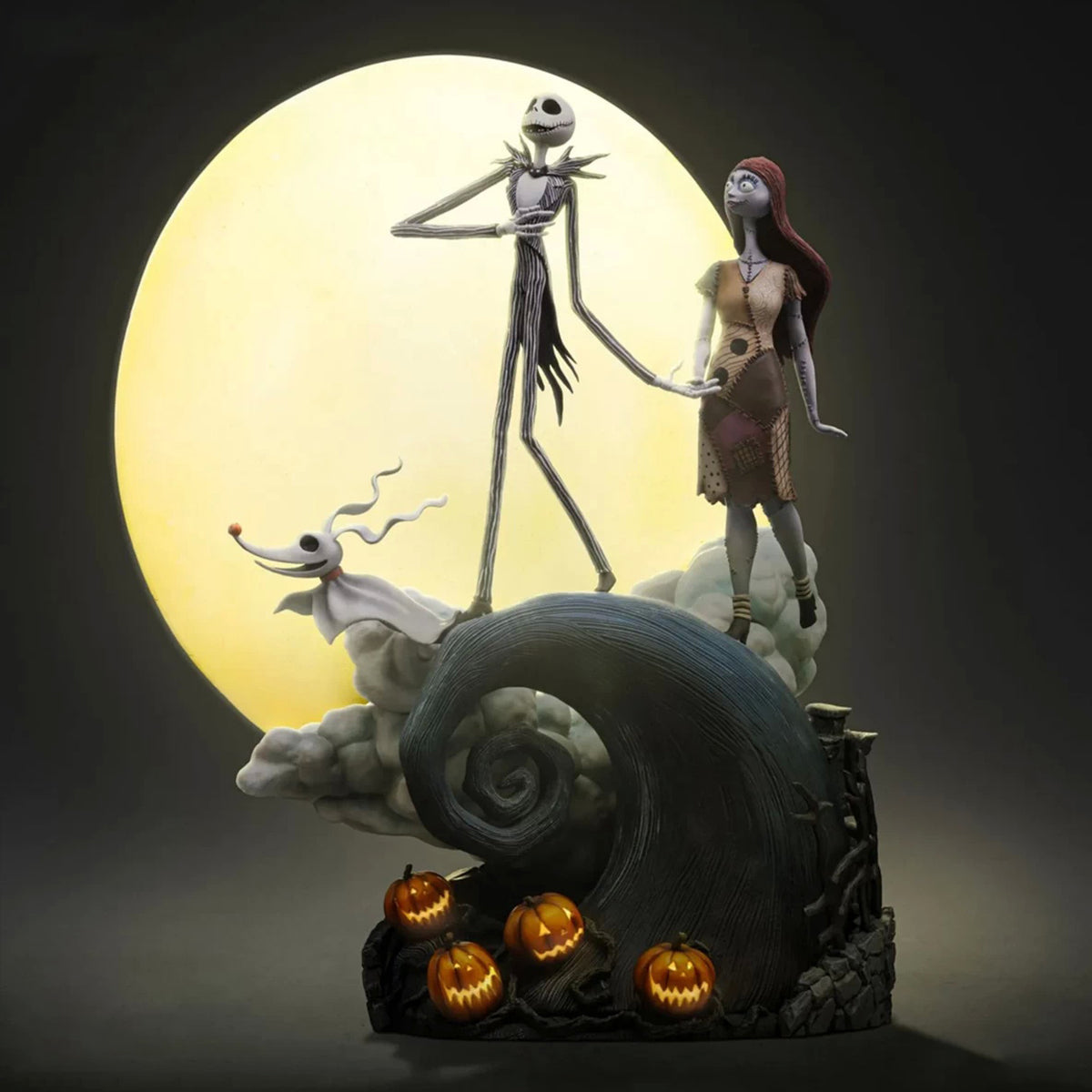 Iron Studios The Nightmare Before Christmas Jack and Sally Deluxe Edition Statue