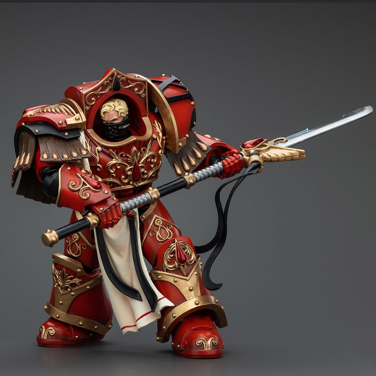 Figurine articulée Crimson Exemplar de l'escouade des Crimson Paladins de Blood Angels de Warhammer The Horus Heresy de JOYTOY