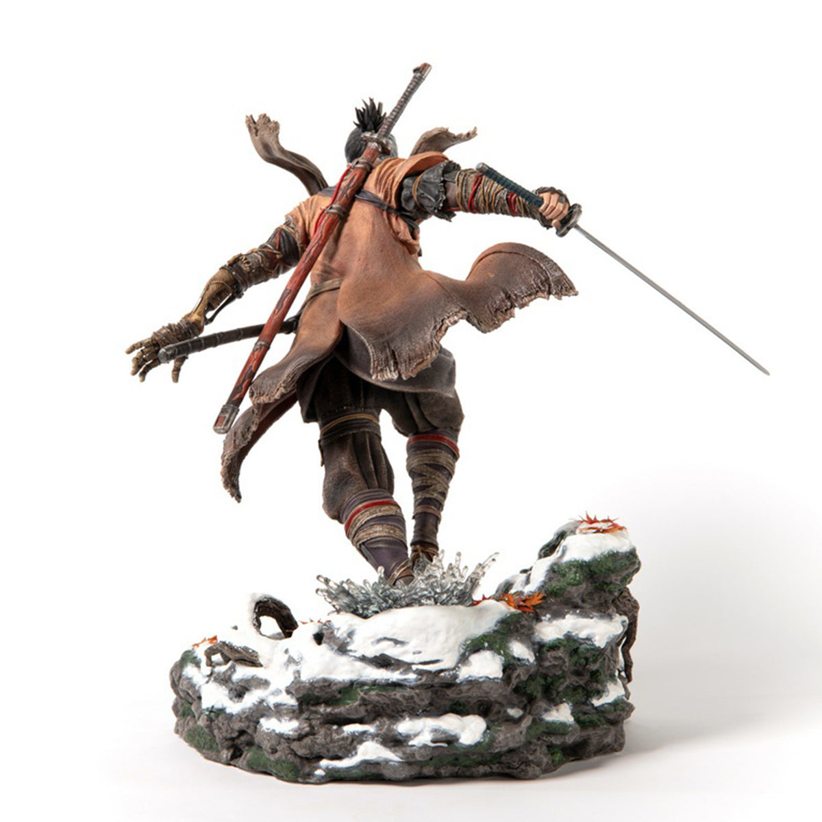 First 4 Figures Shadows Die Twice - Sekiro Wolf Art Statue