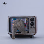 JXK Channel Cat Static Expertly Hand-Painted Lifelike Animal Figurine