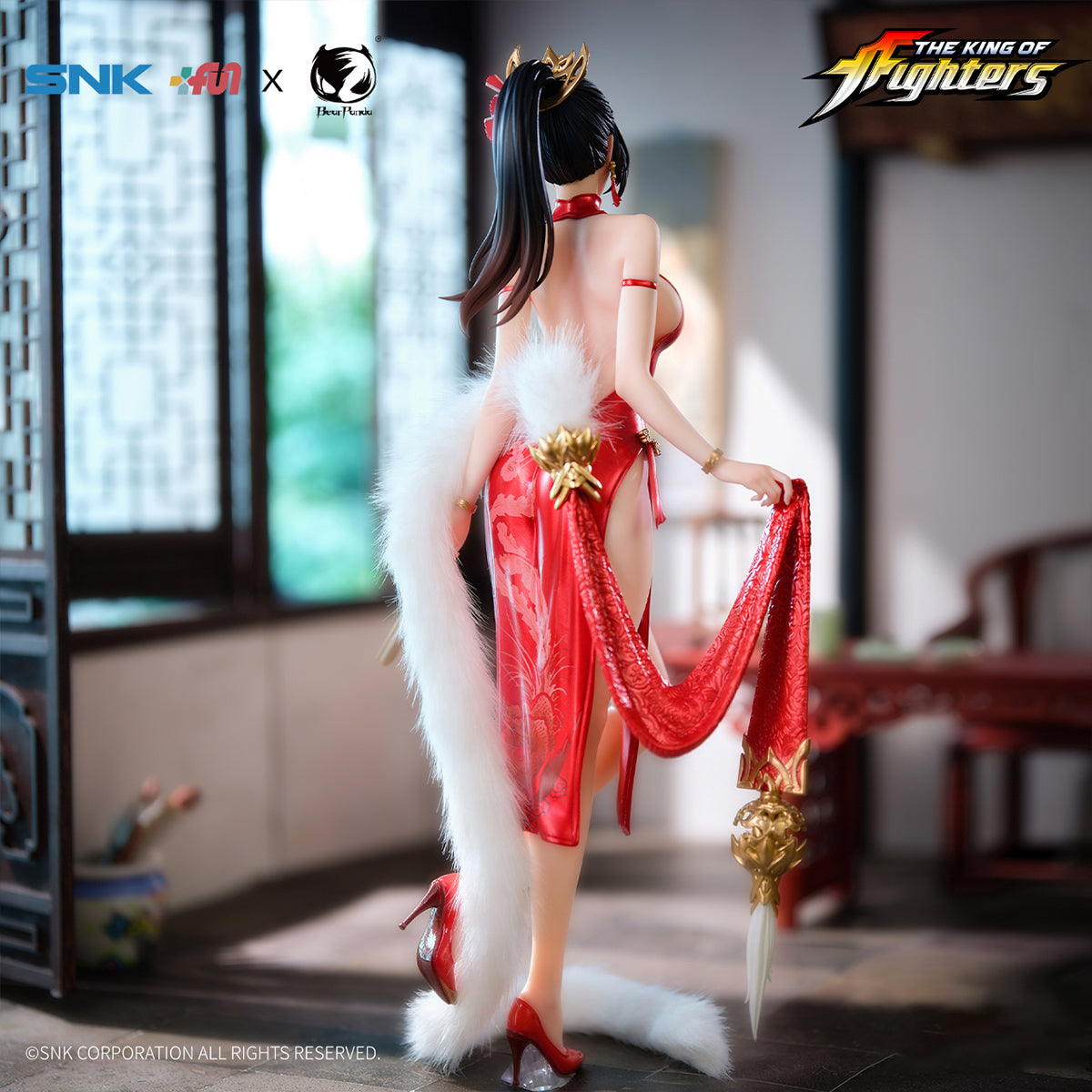 Figurine d'anime BearPanda Mai Shiranui en chemise rouge dansante