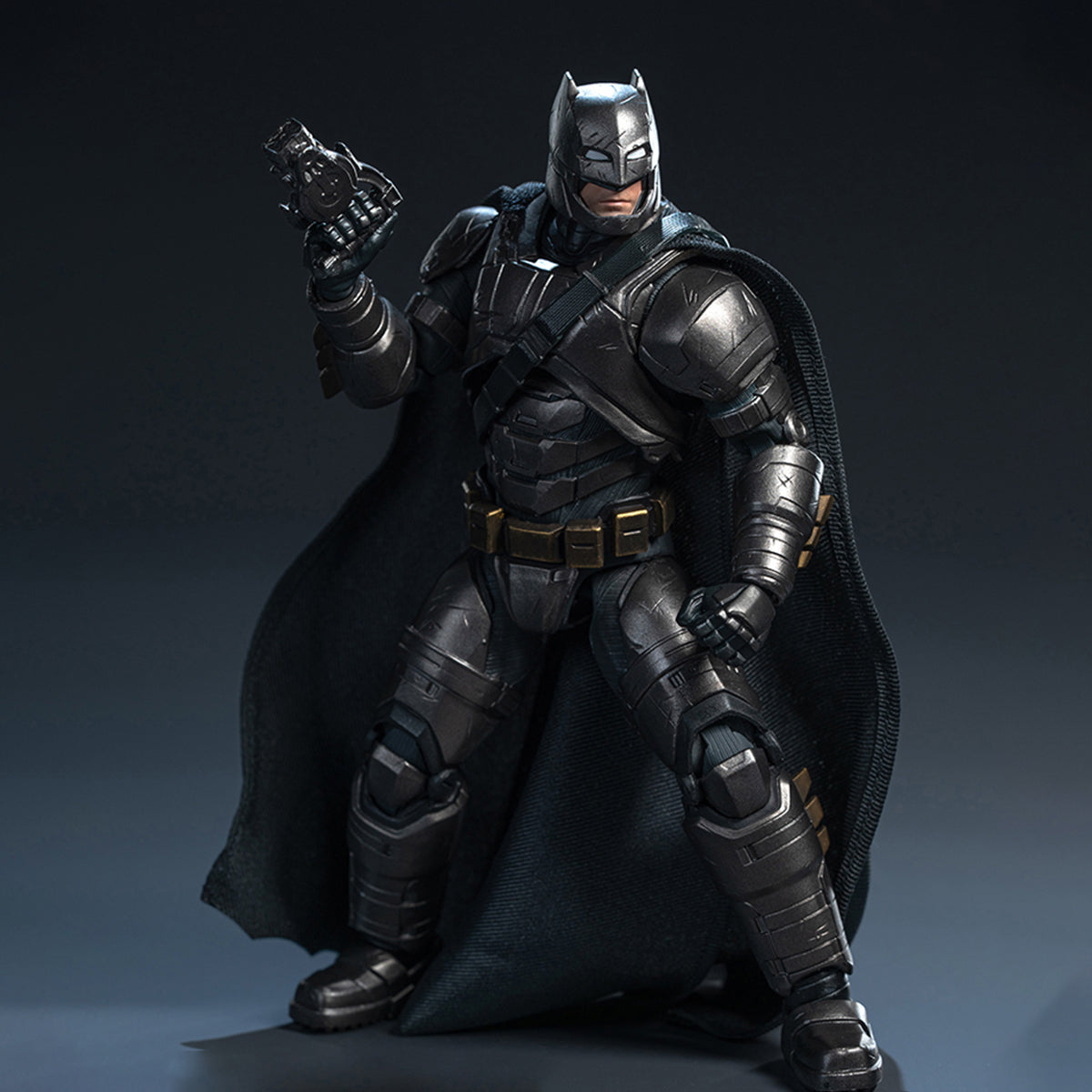 Only Shipped to the US) Fondjoy 1/9 Armored Batman DC1013 Action Figu