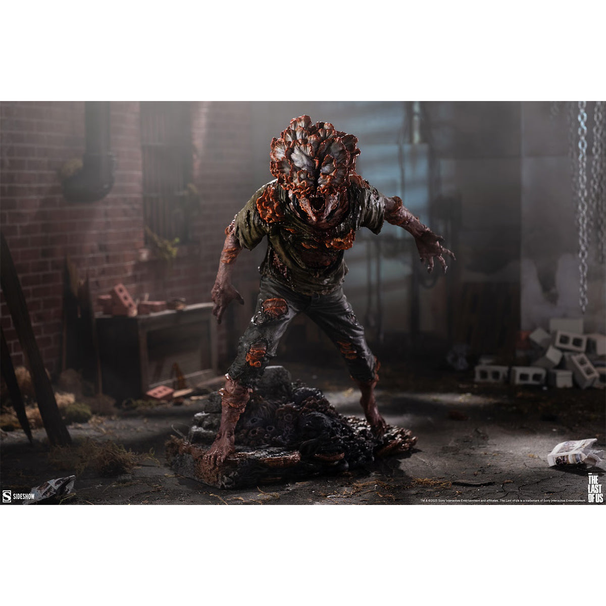 Sideshow The Last Survivor Clicker 1/6 Scale Art Figurine