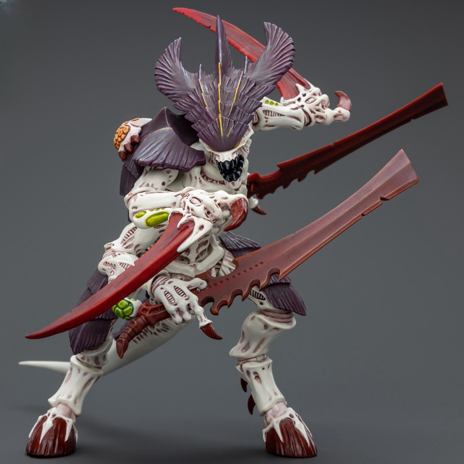 JOYTOY Tyranids Hive Fleet Leviathan Tyranid Warrior with Boneswords JT7004 Warhammer 40K 1/18 Scale Action Figure