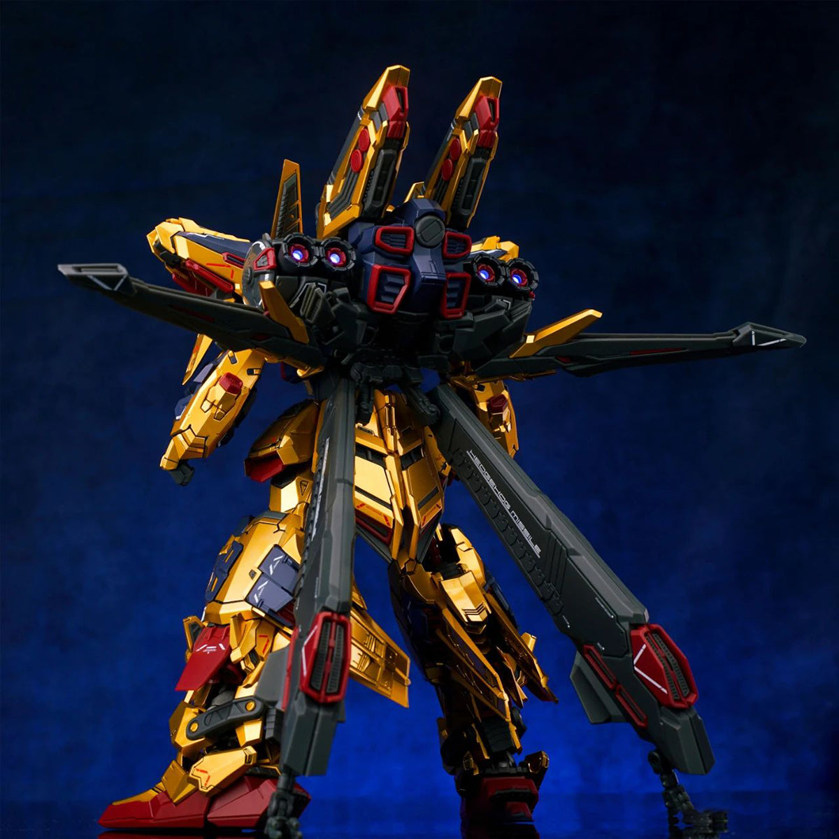 Shenma Model 1/100 Golden Warrior Full Armor Form Including Stand Metal Frame Model Kits