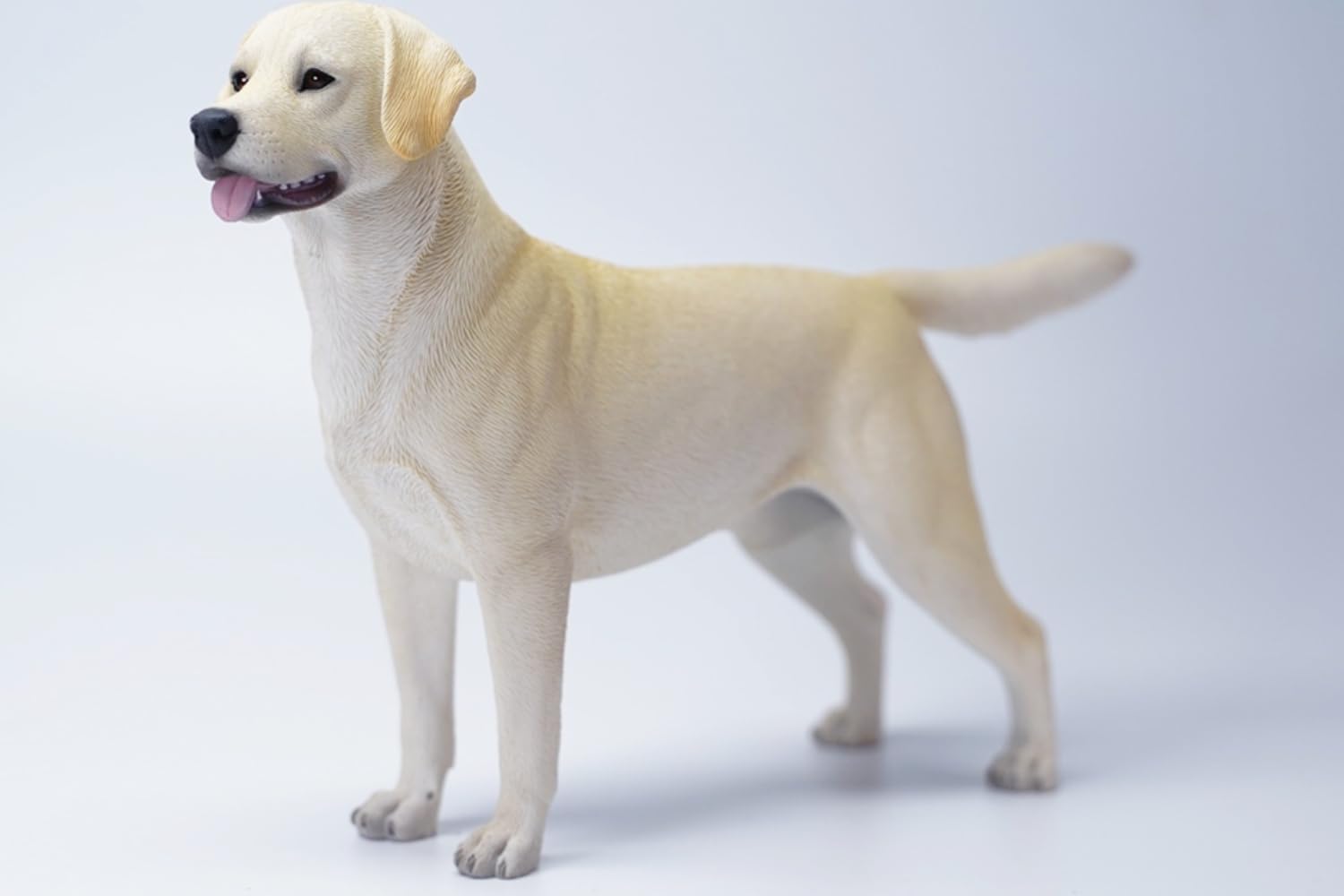 HiPlay JXK Collectible Dog Figure: Labrador, Expertly Hand-Painted, Lifelike, Safe Resin, 1:6 Scale Miniature Animal Figurine