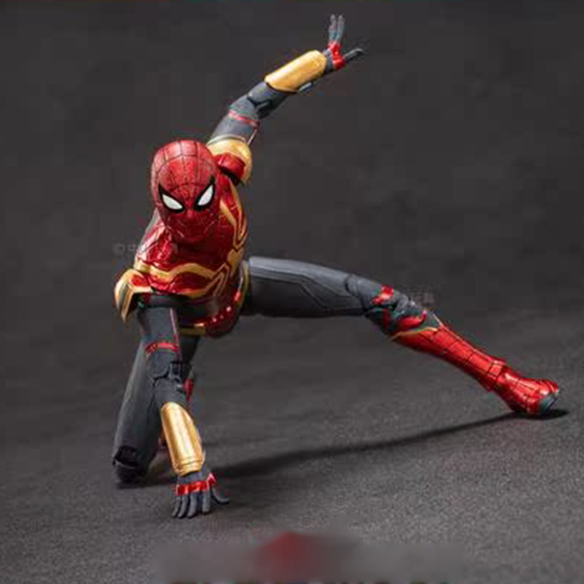 Figura de acción coleccionable de ZD Toys: Serie Aniversario: Spider-Man Rojo y Dorado (1913-1902), estilo película, miniatura a escala 1:10
