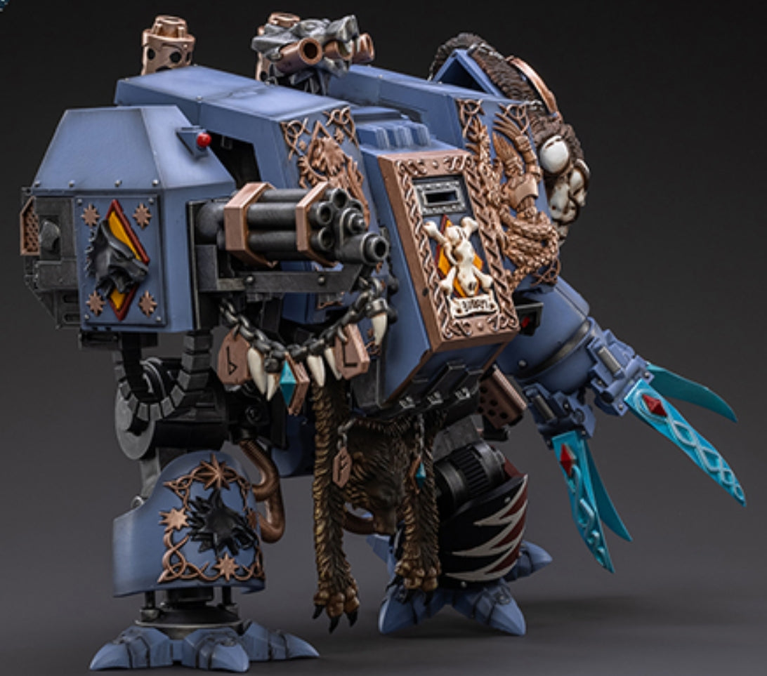 HiPlay JoyToy Warhammer 40K Collectible Figure: Space Wolves Bjorn The Fell-Handed Action Figures