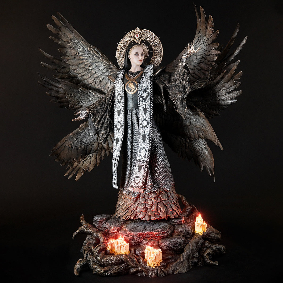 PureArts Resident Evil 8: Village - Mother Miranda Art Game Statue