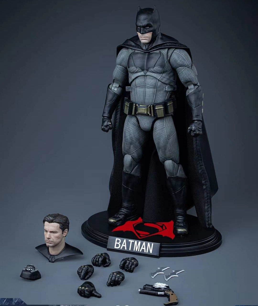 HiPlay Fondjoy Collectible Figure Full Set: Bat Superhero The Dark Knight Deluxe Edition, 1:9 Scale Miniature Male Action Figure DC1008HHB