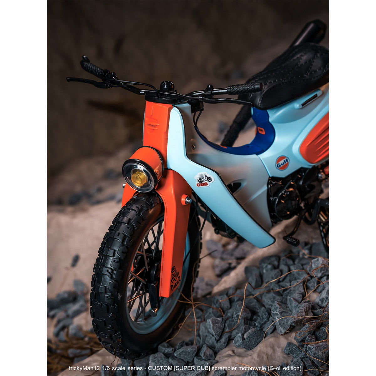 TrickyMan12 SUPER CUB SCRAMBLER MOTORCYCLE Vehicle & Rear Rack 1/6 Scale Vehicle Model