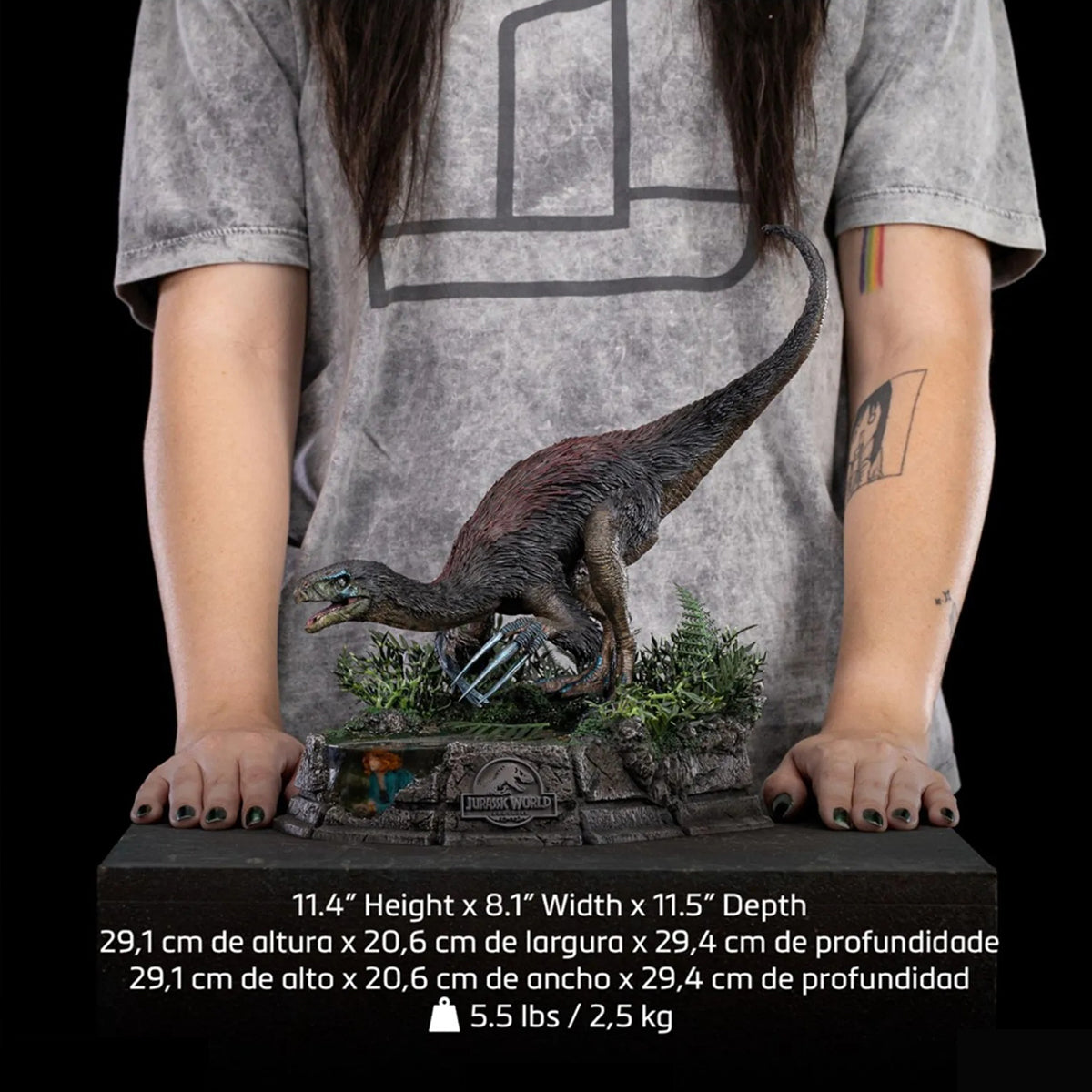 Iron Studios Jurassic World: Dominion - Therizinosaurus Art Collectible Statue