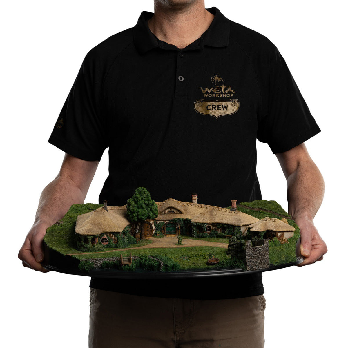 WETA Workshop The Lord of the Rings Trilogy Environment The Green Dragon Inn Art Figurine