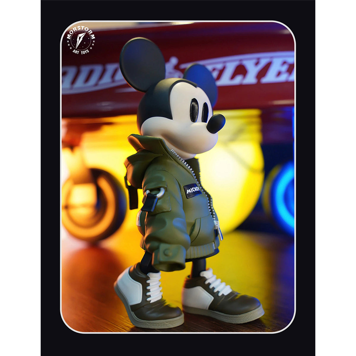 MORSTORM Coat Mickey + Cowboy Outfit Minnie + Sweatshirt Minnie + Sweatshirt Mickey Art Figurine