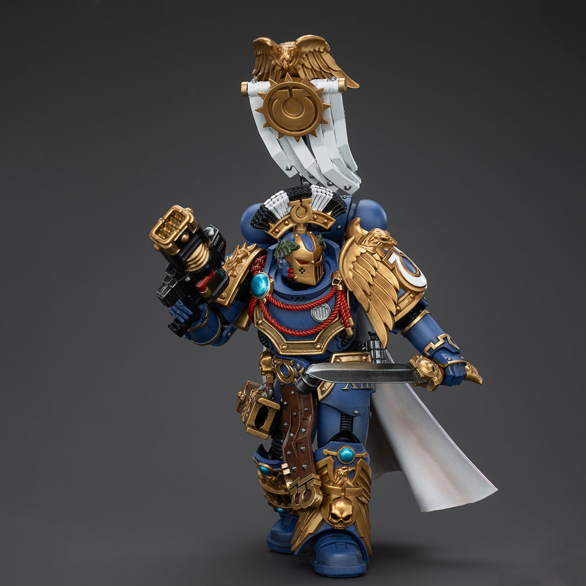 JOYTOY Warhammer The Horus Heresy Series, Ultramarines Legion Praetor with Power Sword and Volkite Serpenta, Action Figure