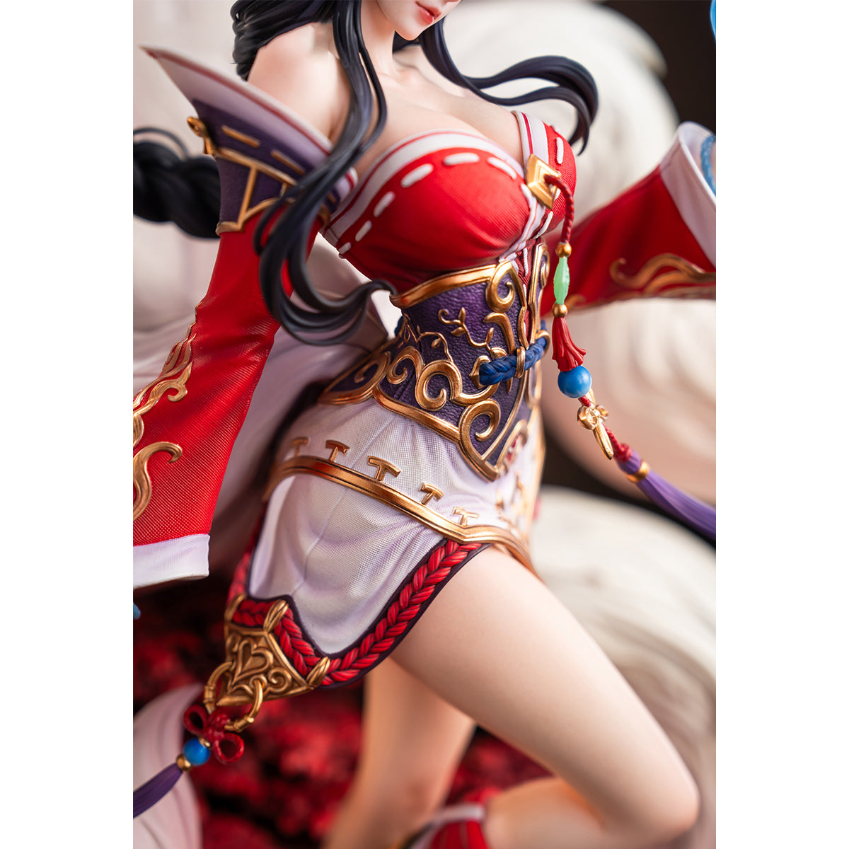 JIMEI PALACE League of Legends - Nine-Tailed Fox Ahri Art Statue