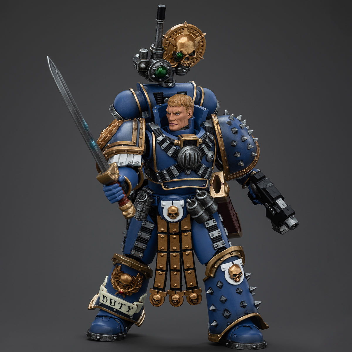 (Only Shipped to the US) JOYTOY Ultramarines Remus Ventanus Warhammer The Horus Heresy 1/18  Action Figure