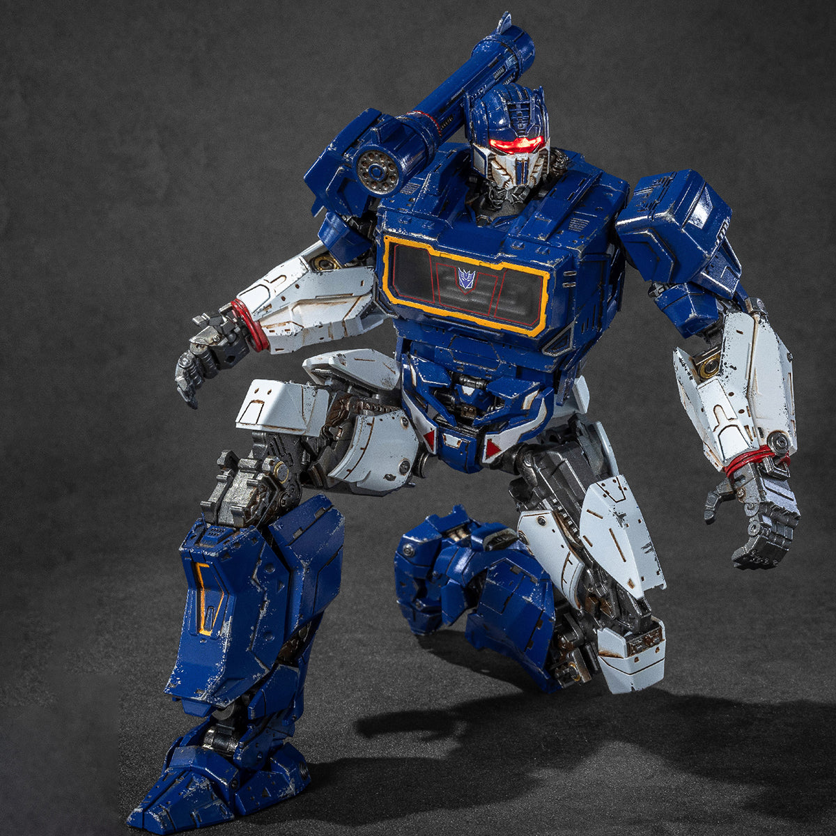 Yolopark AMKPRO Series Transformers Bumblebee: Decepticon Lieutenant Soundwave Model Kits