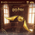 Atomic Box YH1013 Harry Potter Golden Snitch replica — Golden Snitch with spread wings in a promotional display